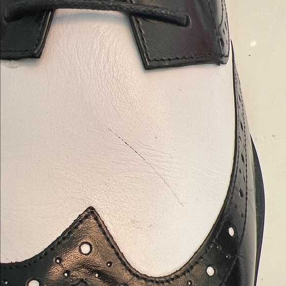 Stacy Adams Two-Tone Black and White Oxfords main image 9